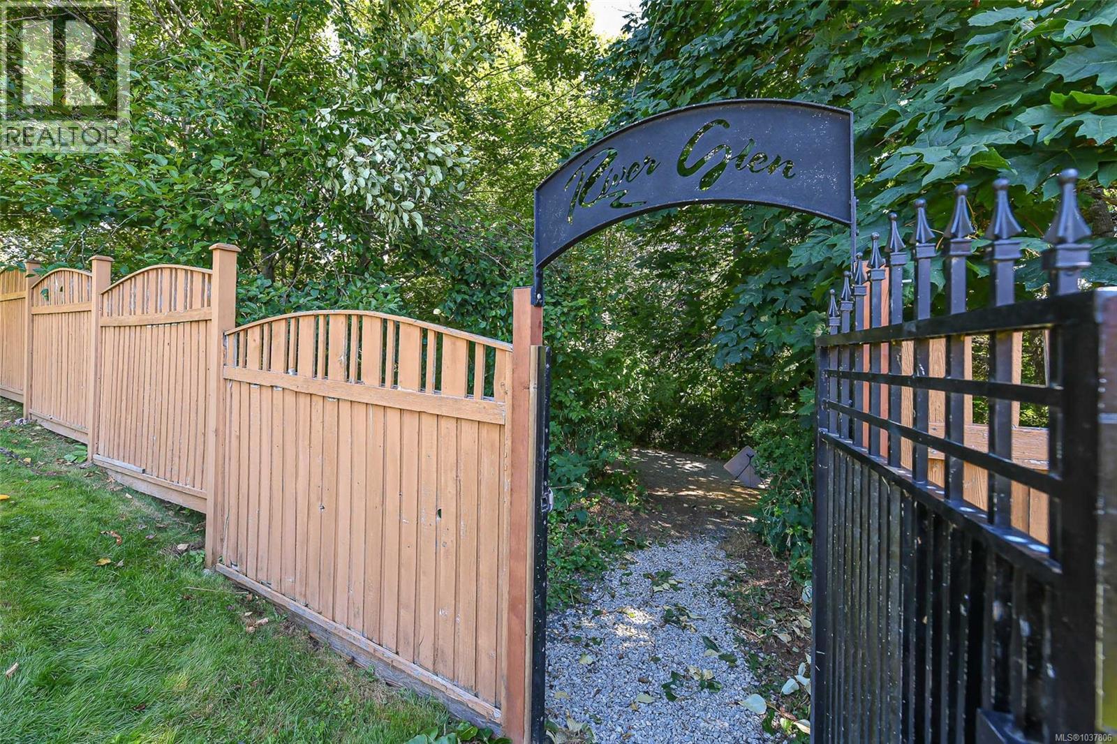 2305 44 Anderton Ave, Courtenay, British Columbia  V9N 2G8 - Photo 11 - 1037806