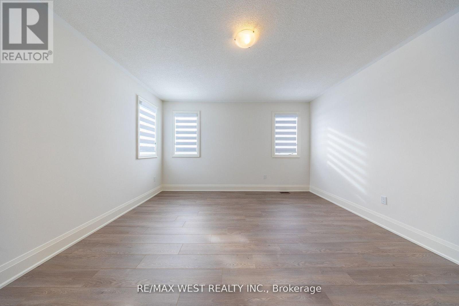 2215 Crystal Drive, Oshawa, Ontario  L1L 0W7 - Photo 23 - E13172470