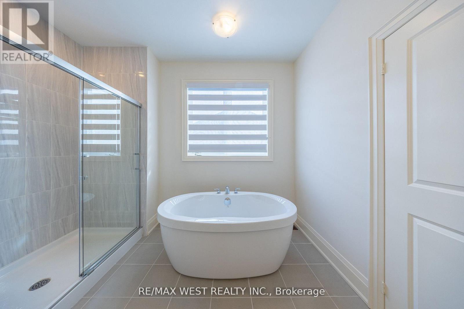 2215 Crystal Drive, Oshawa, Ontario  L1L 0W7 - Photo 25 - E13172470