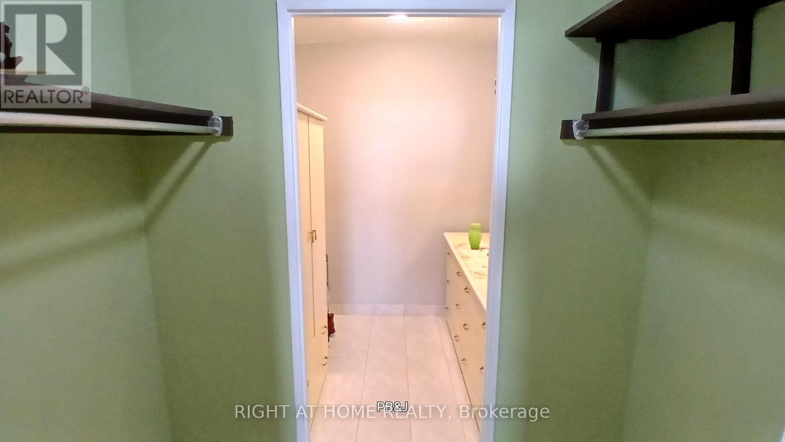 1403 - 45 Sunrise Avenue, Toronto, Ontario  M4A 2S3 - Photo 19 - C13171814