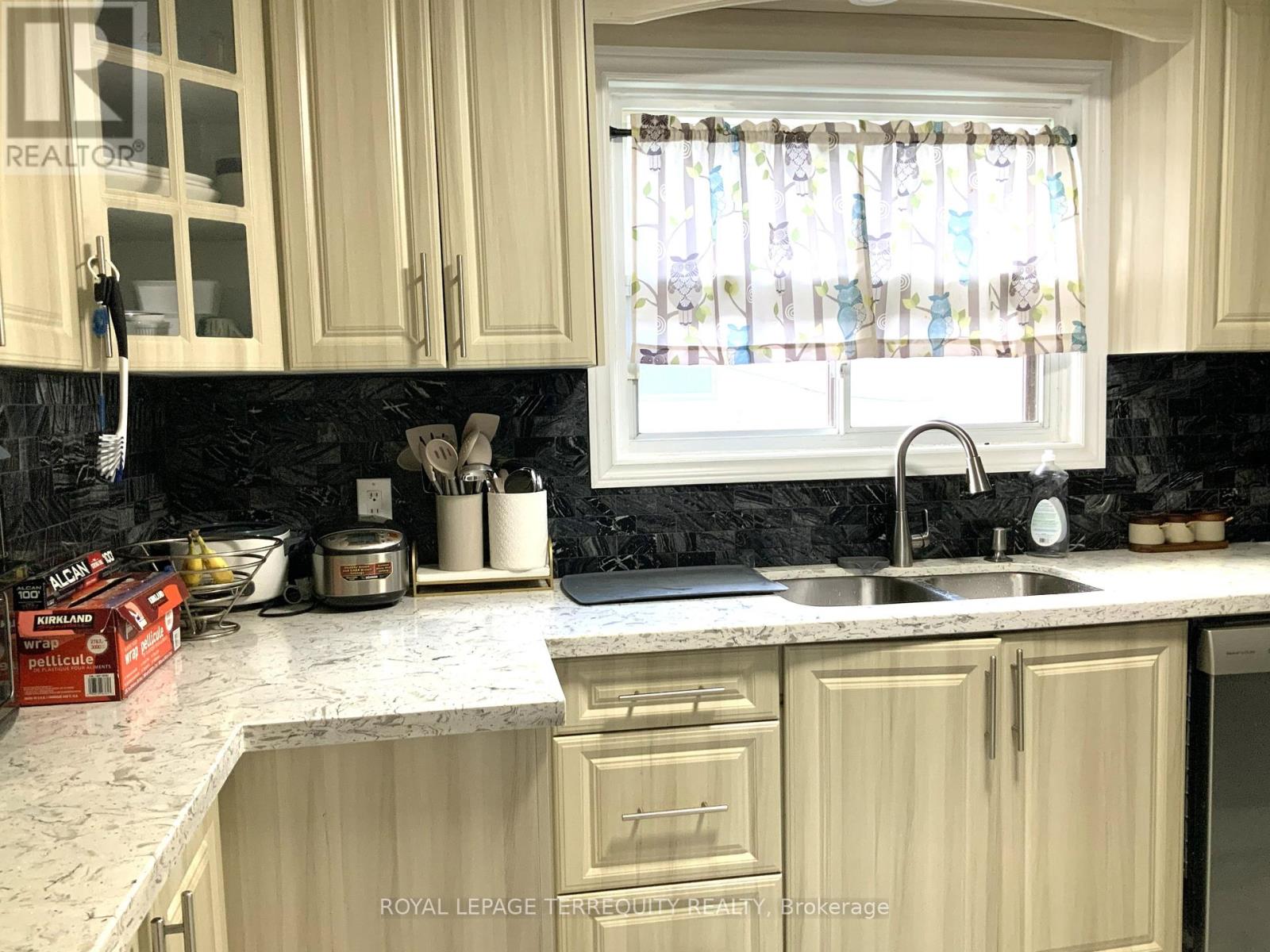 20 Maida Vale, Toronto, Ontario  M1K 2X7 - Photo 13 - E13170640