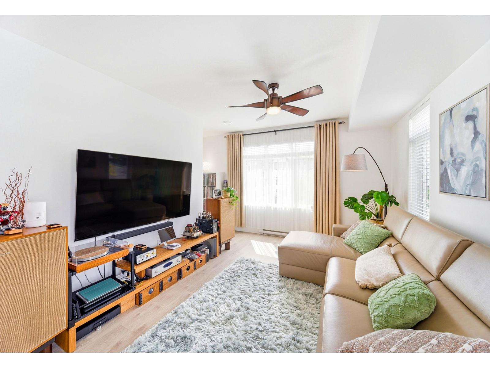 8 2070 Oak Meadows Drive, Surrey, British Columbia  V3Z 1J1 - Photo 13 - R3127385