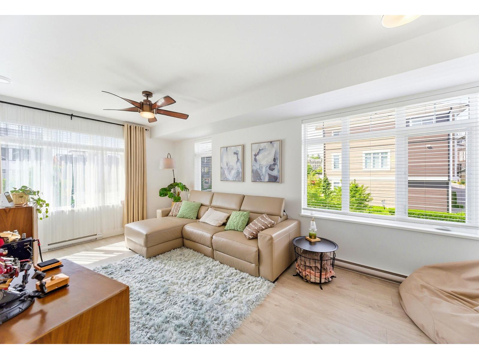8 2070 Oak Meadows Drive, Surrey, British Columbia  V3Z 1J1 - Photo 12 - R3127385