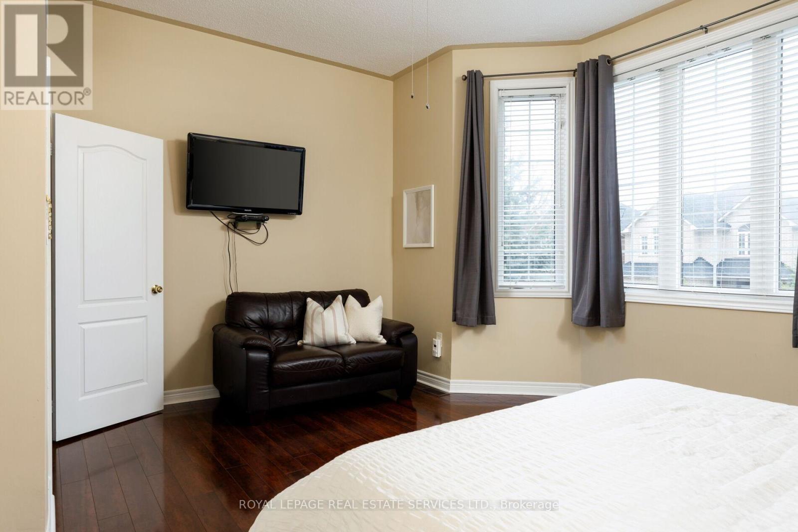 2252 Foxfield Road, Oakville, Ontario  L6M 4C5 - Photo 21 - W13172480