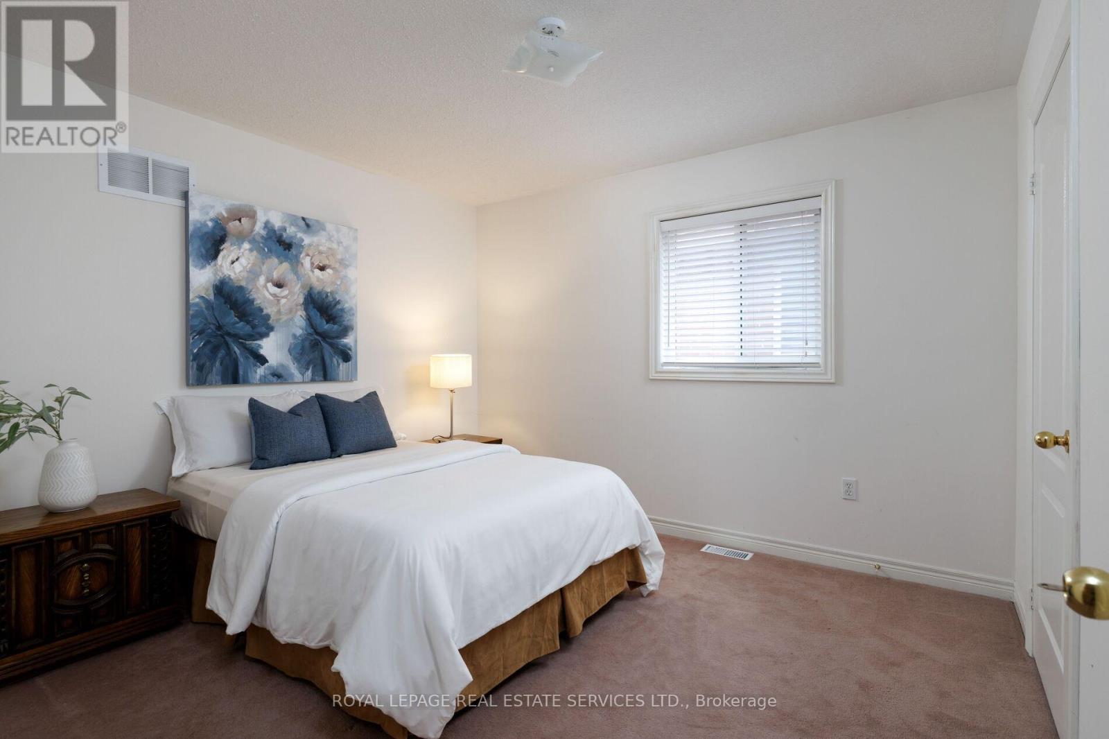 2252 Foxfield Road, Oakville, Ontario  L6M 4C5 - Photo 30 - W13172480