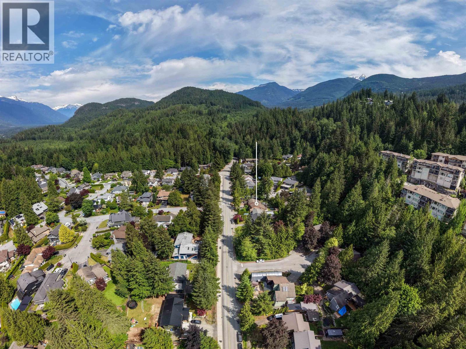 40736 Perth Drive, Squamish, British Columbia  V0N 1T0 - Photo 35 - R3127667