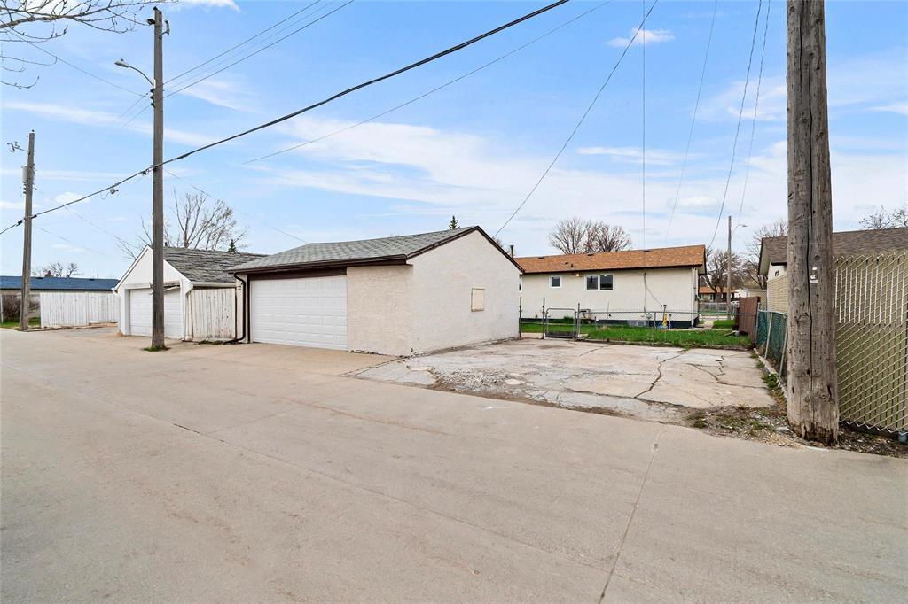 2118 Manitoba Avenue, Winnipeg, Manitoba  R2R 1N8 - Photo 27 - 202608834