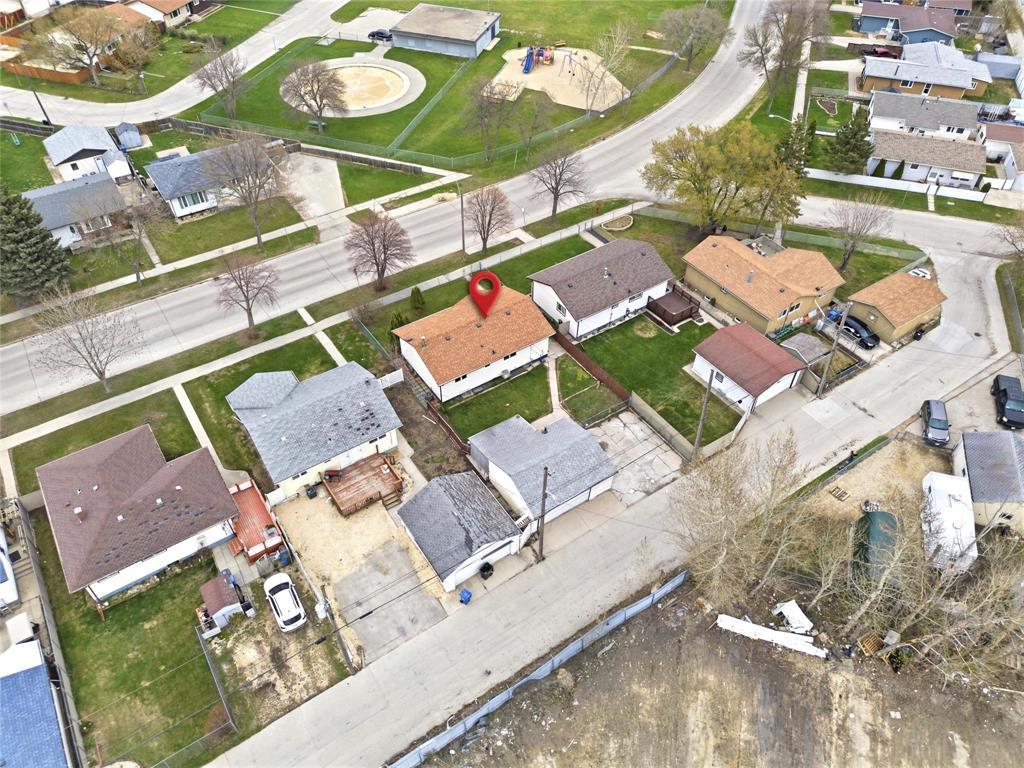 2118 Manitoba Avenue, Winnipeg, Manitoba  R2R 1N8 - Photo 29 - 202608834