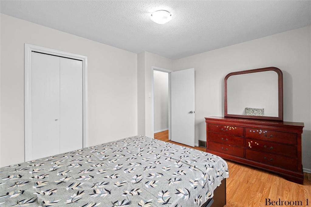 2118 Manitoba Avenue, Winnipeg, Manitoba  R2R 1N8 - Photo 7 - 202608834