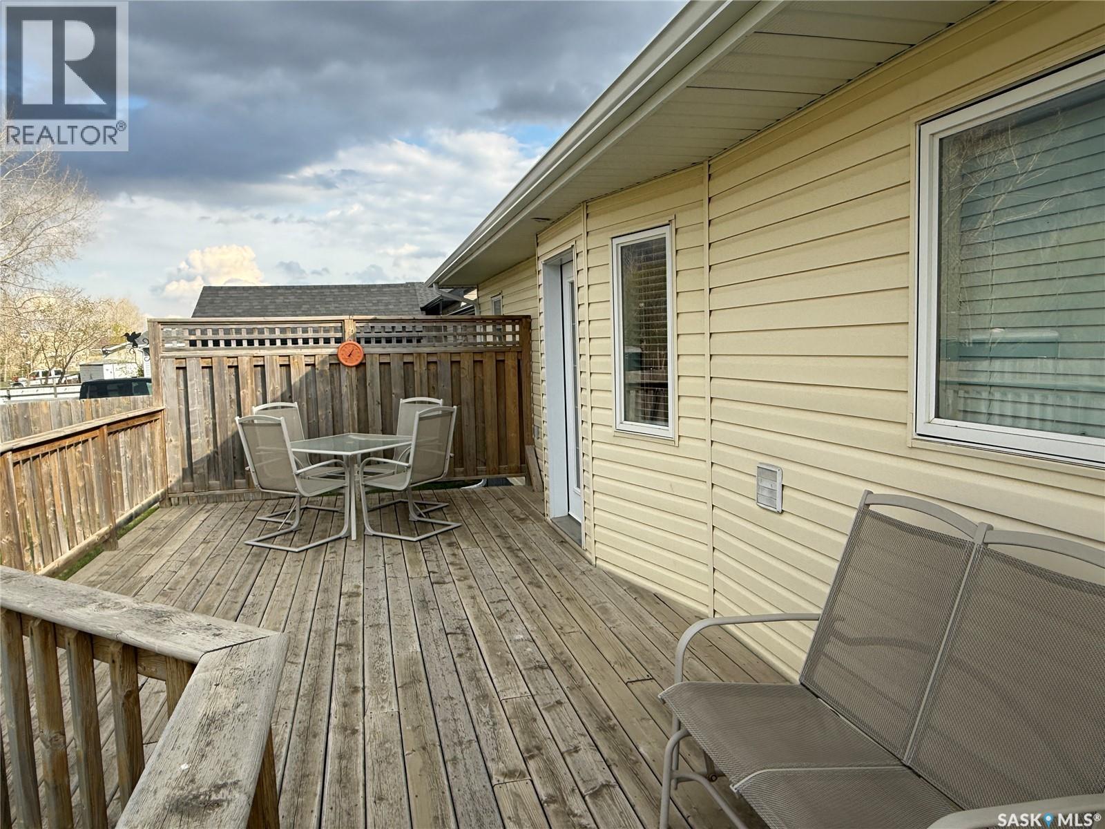 225 3rd Street, Weyburn Rm No. 67, Saskatchewan  S0C 1X0 - Photo 26 - SK037092