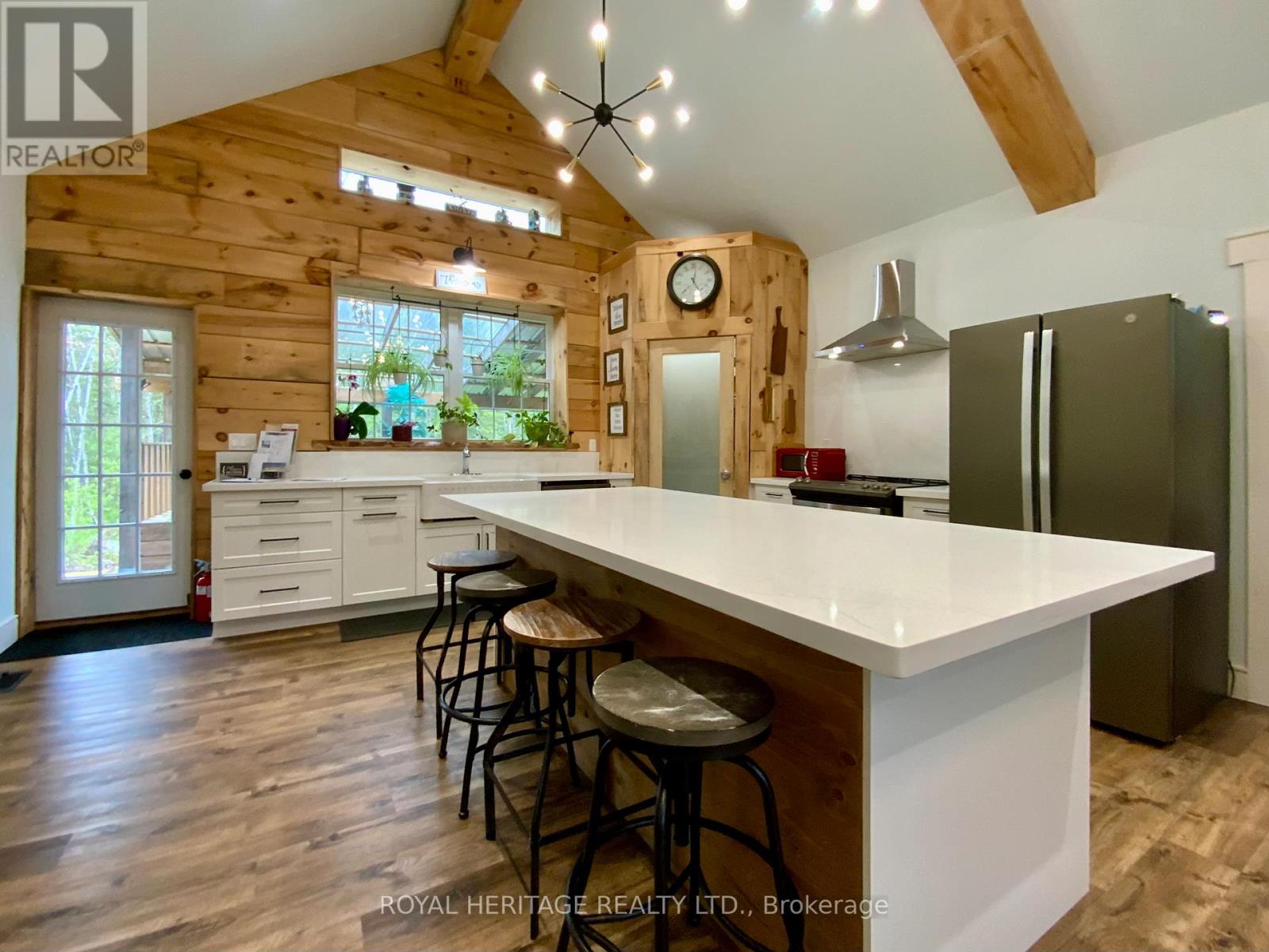 23 River Road, Kawartha Lakes, Ontario  K0M 1N0 - Photo 7 - X12988652