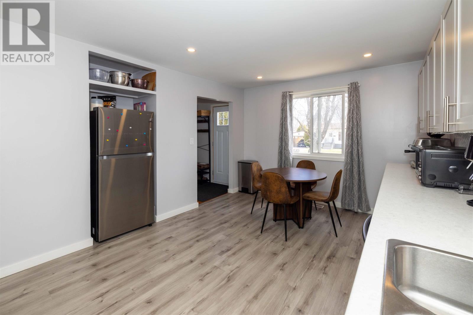 294 Algonquin Ave S, Thunder Bay, Ontario  P7B 4T5 - Photo 9 - TB2601189