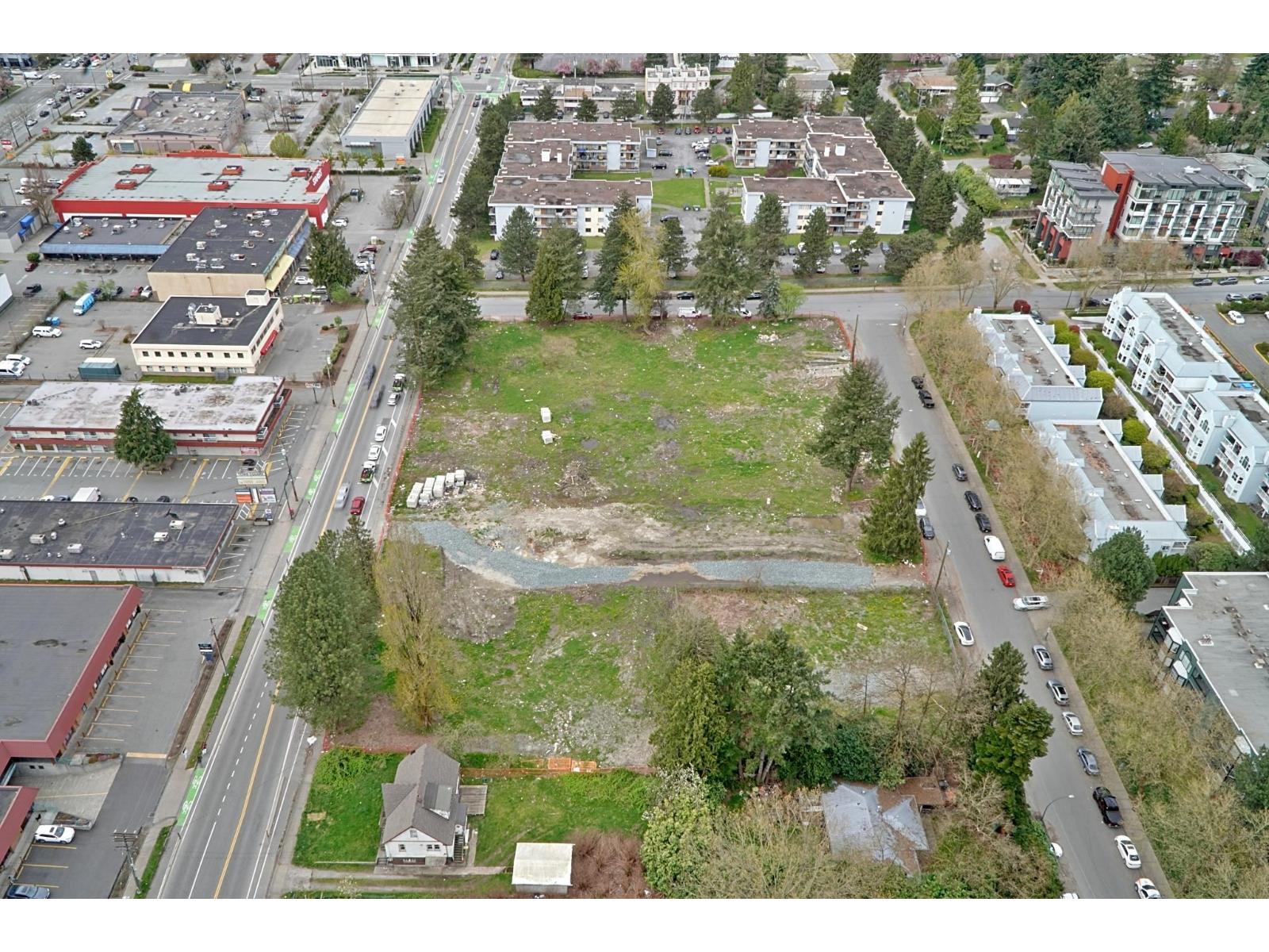 13691 100 Avenue, Surrey, British Columbia  V3T 1J1 - Photo 3 - R3127714