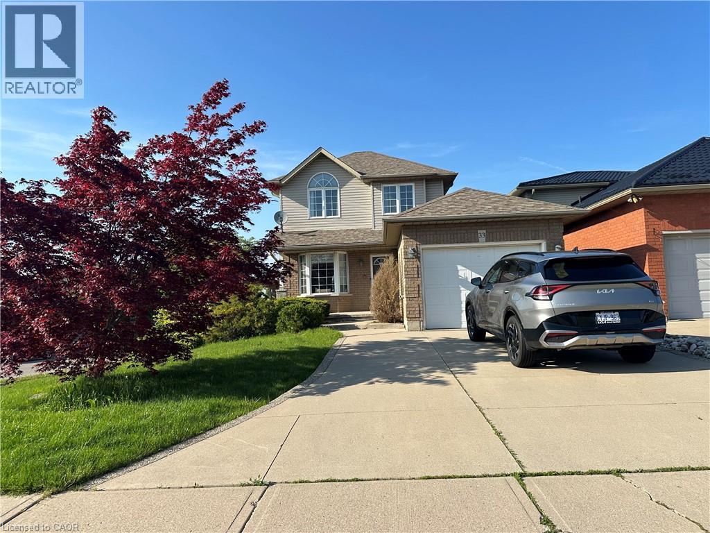 33 Vineberg Drive, Hamilton, Ontario  L9B 2P6 - Photo 1 - 40833487