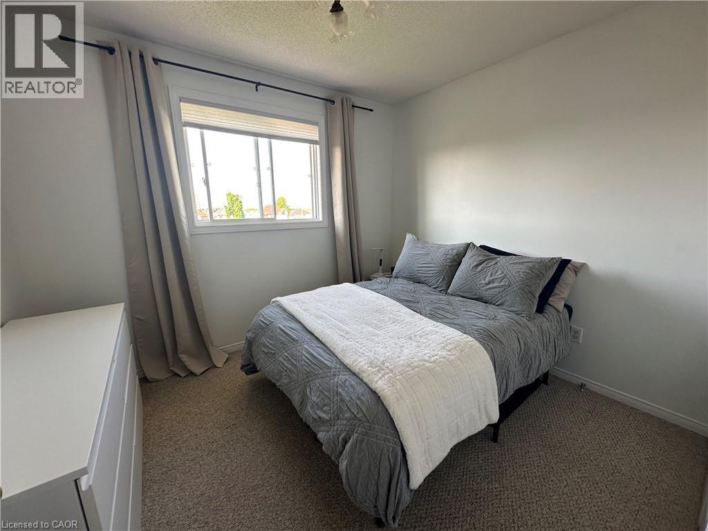 33 Vineberg Drive, Hamilton, Ontario  L9B 2P6 - Photo 12 - 40833487
