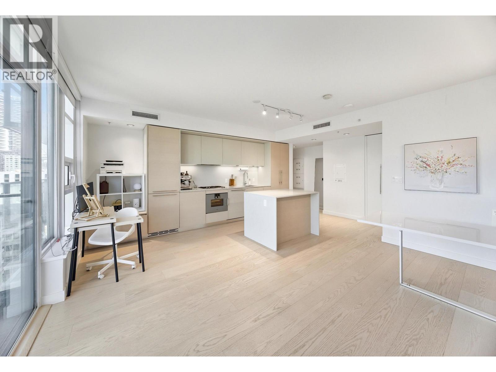 2103 1289 HORNBY STREET, Vancouver, British Columbia