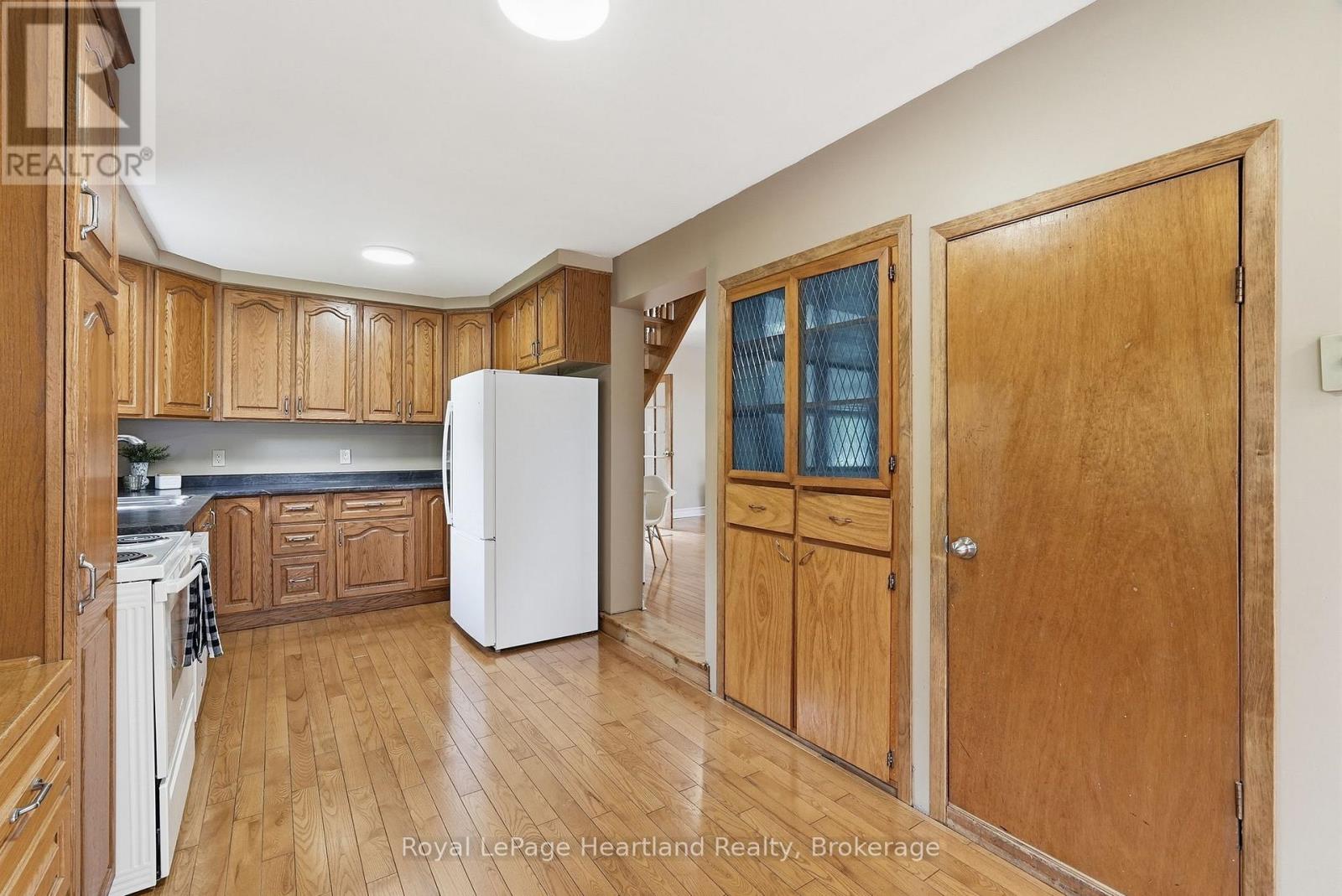 2058 James Street, Howick, Ontario  N0G 1X0 - Photo 11 - X13172514