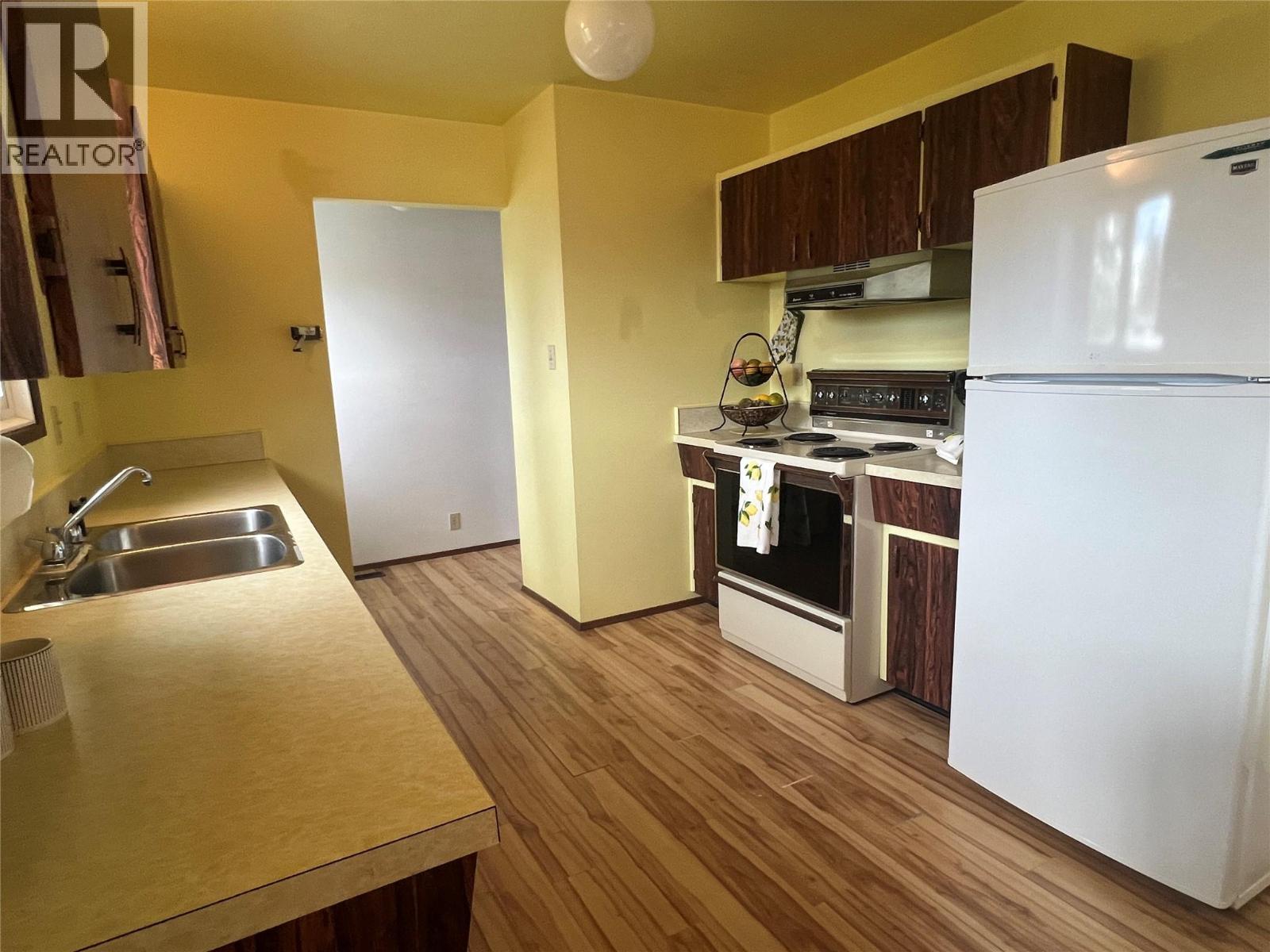 1029 118 Avenue, Dawson Creek, British Columbia  V1G 3H4 - Photo 5 - 10388878