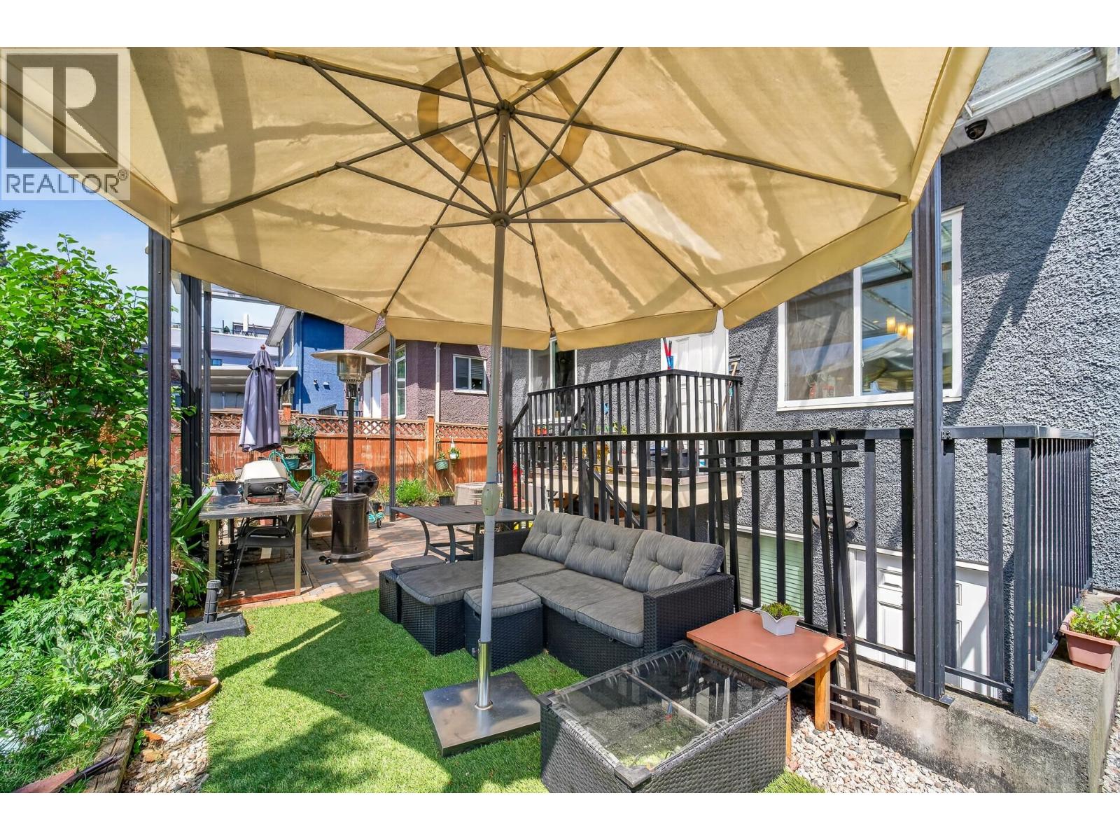 3034 Kings Avenue, Vancouver, British Columbia  V5R 4T2 - Photo 12 - R3124597
