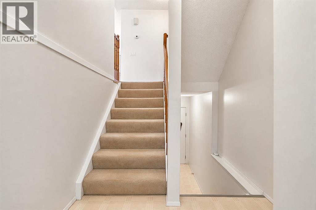 32, 5019 46 Avenue Sw, Calgary, Alberta  T3E 6R1 - Photo 3 - A2293736