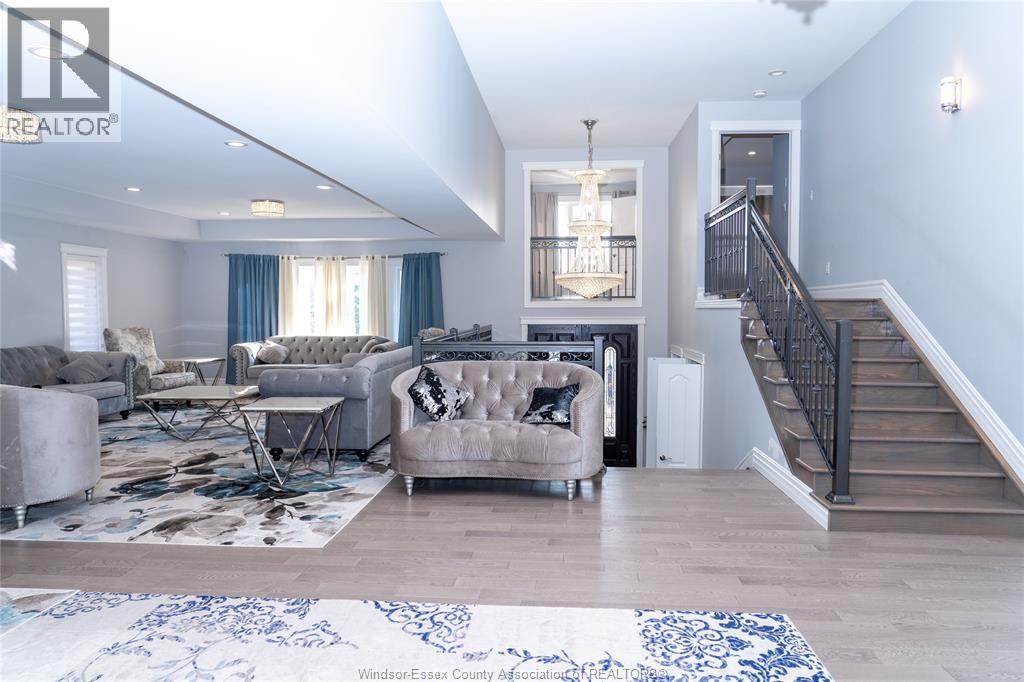 1484 Rankin, Windsor, Ontario  N9B 3V6 - Photo 4 - 26012068