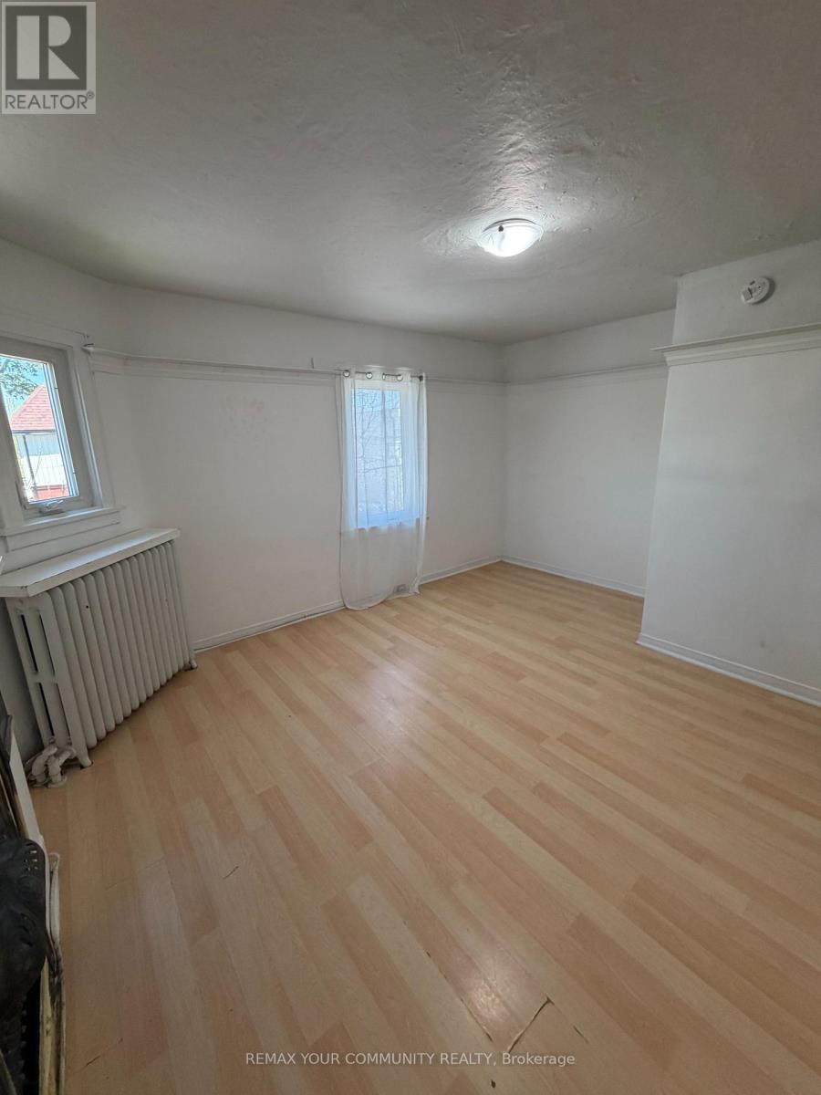 214 Earlscourt Avenue, Toronto, Ontario M6E 4B1 - Photo 5 - W13172536