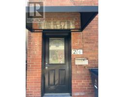 214 EARLSCOURT AVENUE, Toronto, Ontario