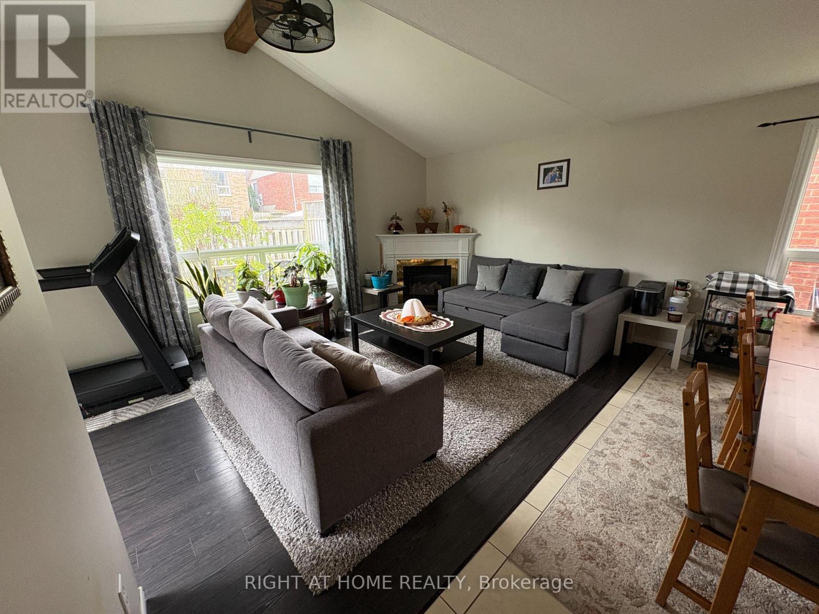176 Starwood Drive, Guelph, Ontario  N1E 7G3 - Photo 6 - X13172498