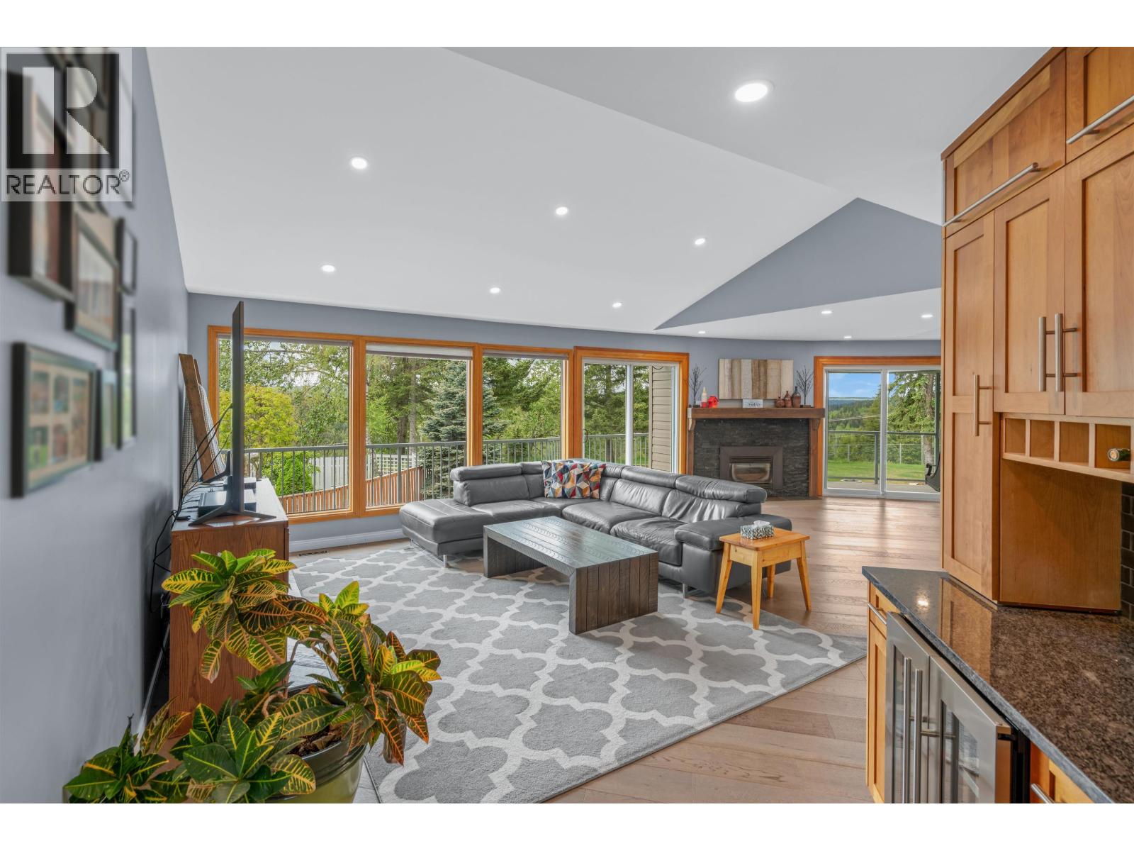 2959 Ridgeview Drive, Prince George, British Columbia  V2K 3T5 - Photo 8 - R3127263