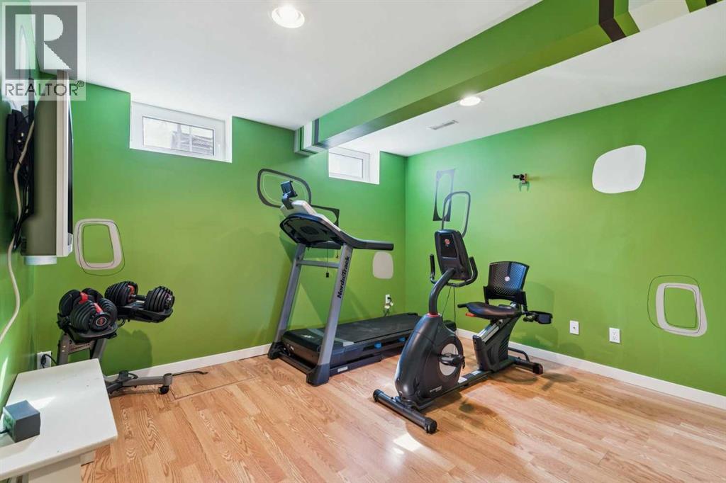 68 Woodmont Rise Sw, Calgary, Alberta  T2W 4L5 - Photo 39 - A2309817
