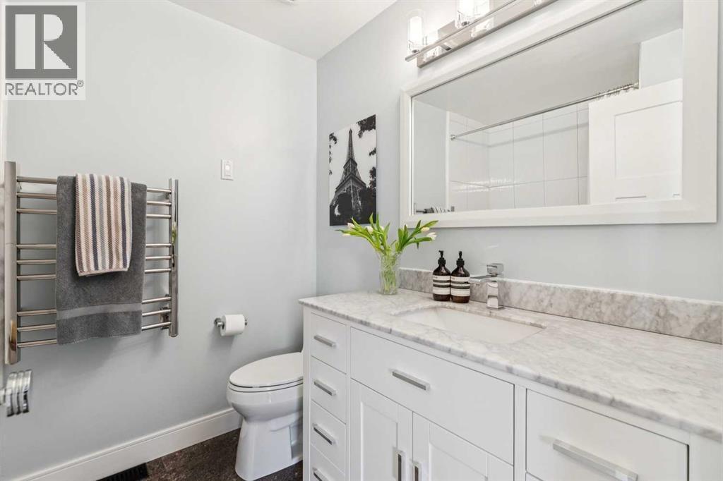 68 Woodmont Rise Sw, Calgary, Alberta  T2W 4L5 - Photo 35 - A2309817