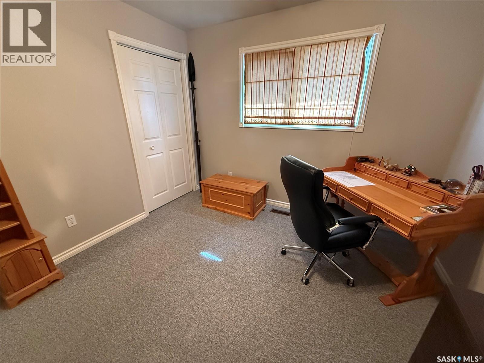 1009 First Street, Estevan, Saskatchewan  S4A 0G7 - Photo 18 - SK037055