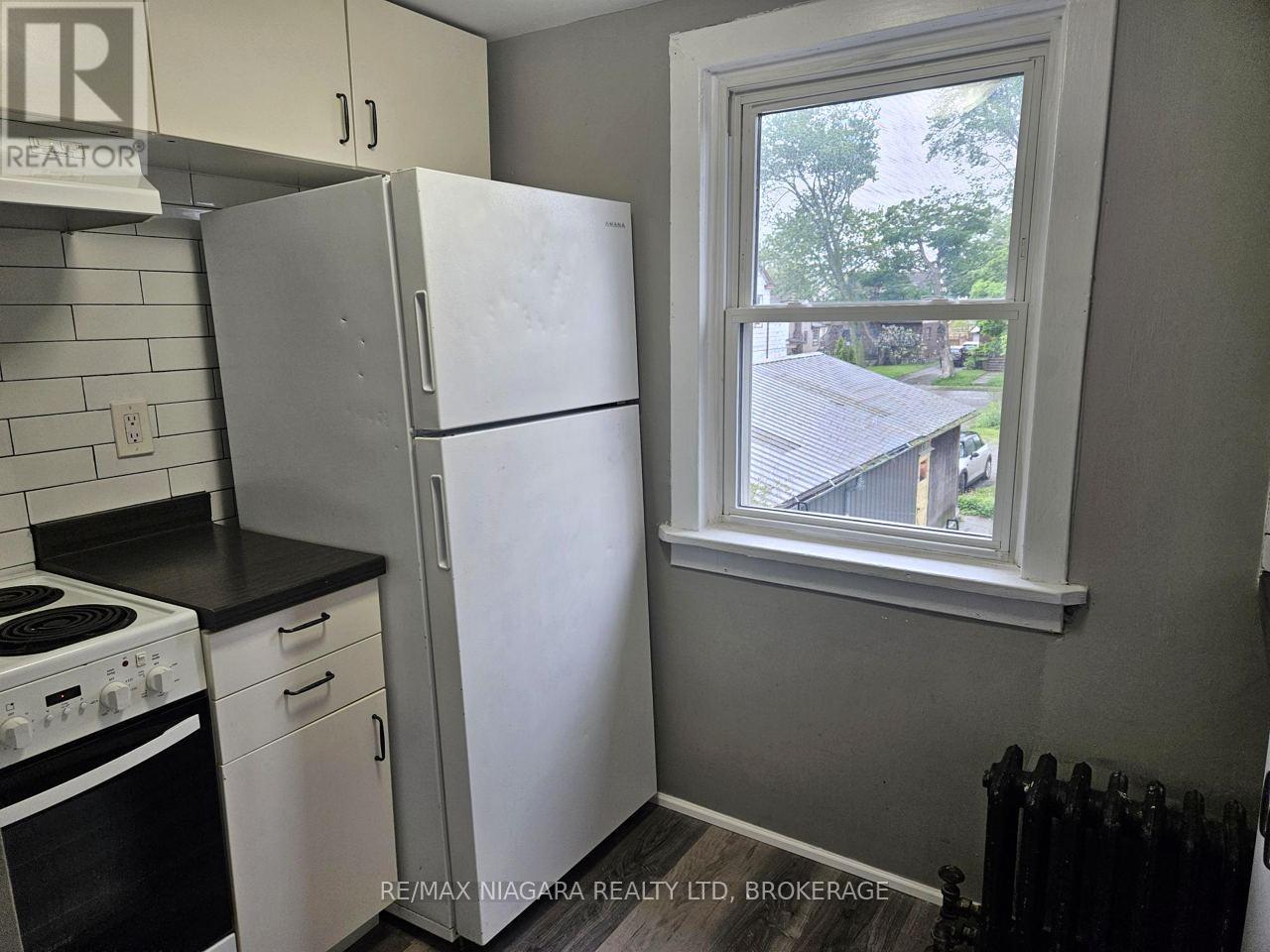 2 - 23 Avenue Place, Welland, Ontario  L3B 4B2 - Photo 15 - X13172548