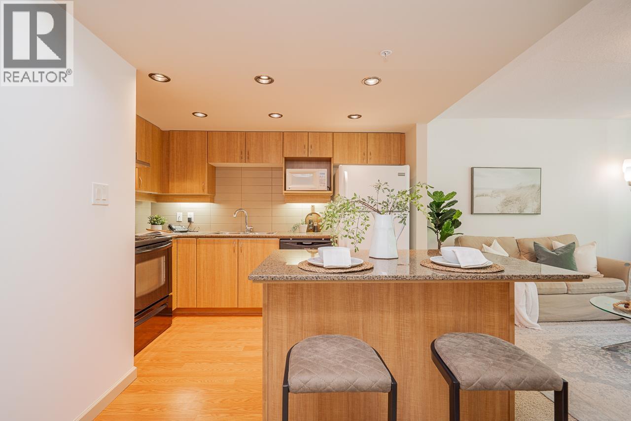 204 9262 University Crescent, Burnaby, British Columbia  V5A 0A4 - Photo 11 - R3127825