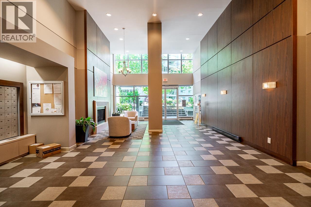 204 9262 University Crescent, Burnaby, British Columbia  V5A 0A4 - Photo 4 - R3127825