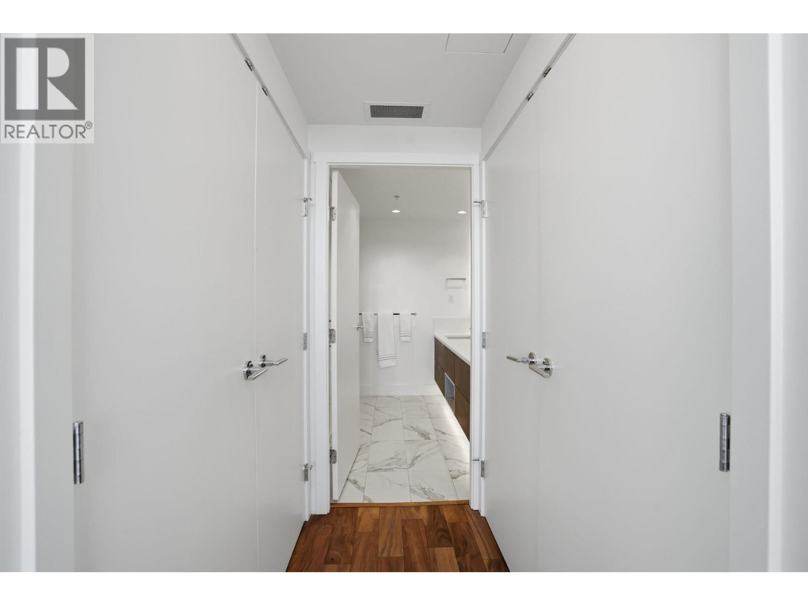 1904 1632 Lions Gate Lane, North Vancouver, British Columbia  V7P 0E2 - Photo 17 - R3127851