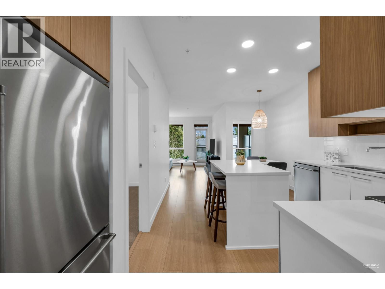 318 5460 Broadway, Burnaby, British Columbia  V5B 0B4 - Photo 12 - R3127865