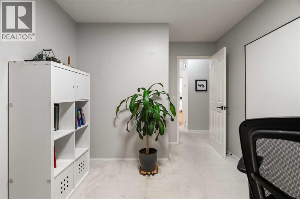 94 Edgebrook Heights Nw, Calgary, Alberta  T3A 5M5 - Photo 30 - A2306637
