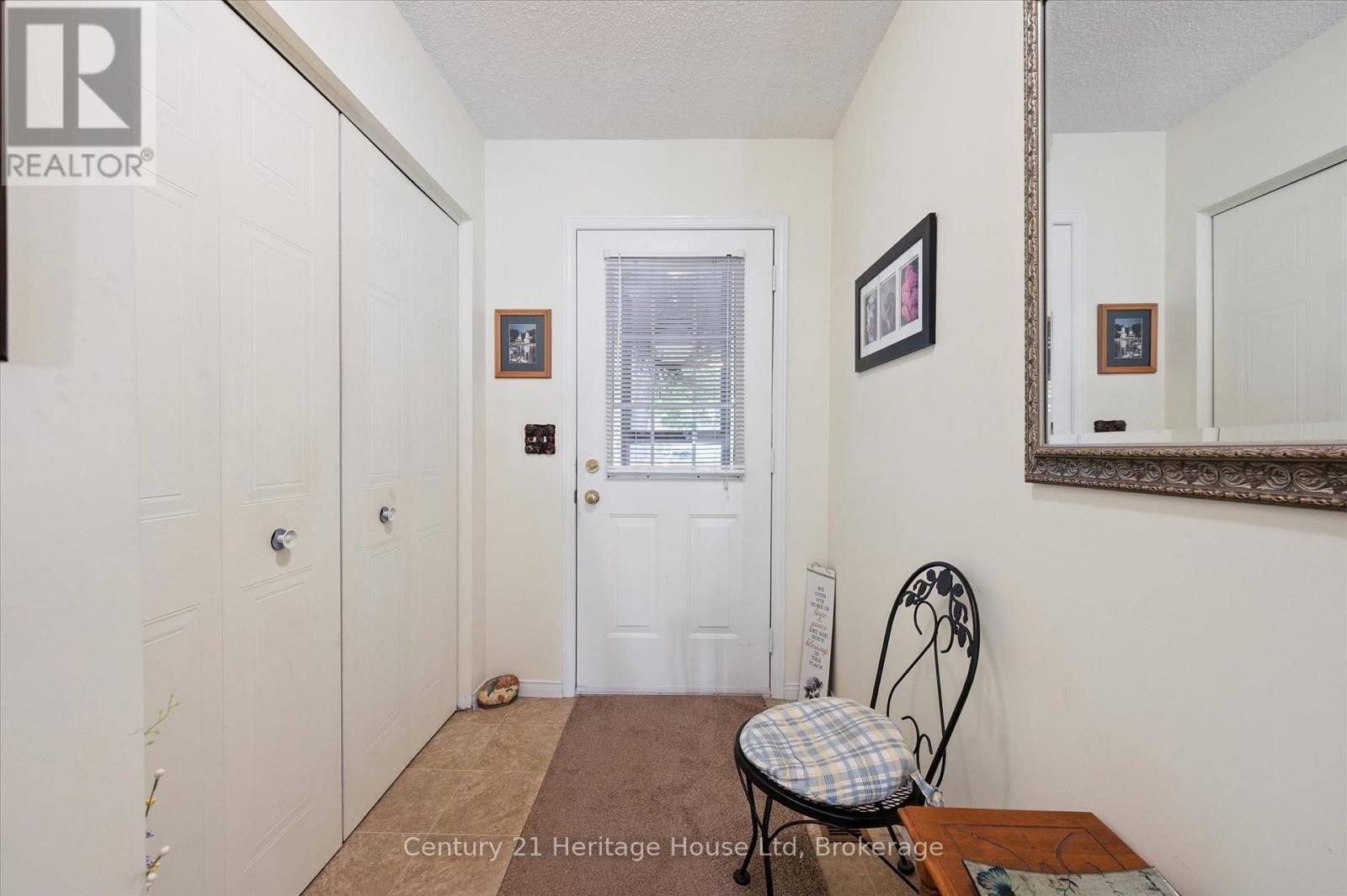 229 Silurian Drive, Guelph (Grange Road), Ontario  N1E 7B8 - Photo 10 - X13172556