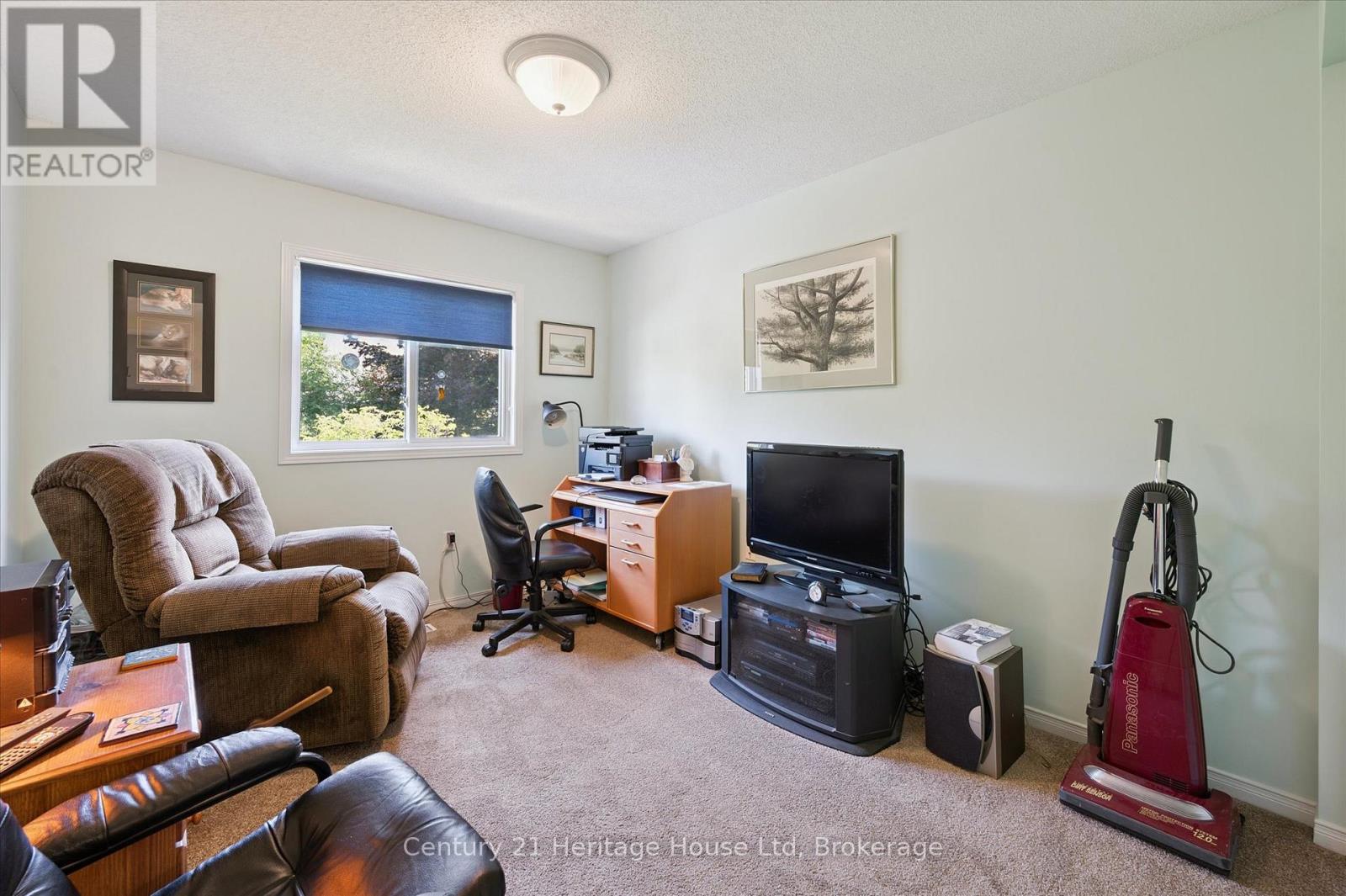 229 Silurian Drive, Guelph (Grange Road), Ontario  N1E 7B8 - Photo 22 - X13172556