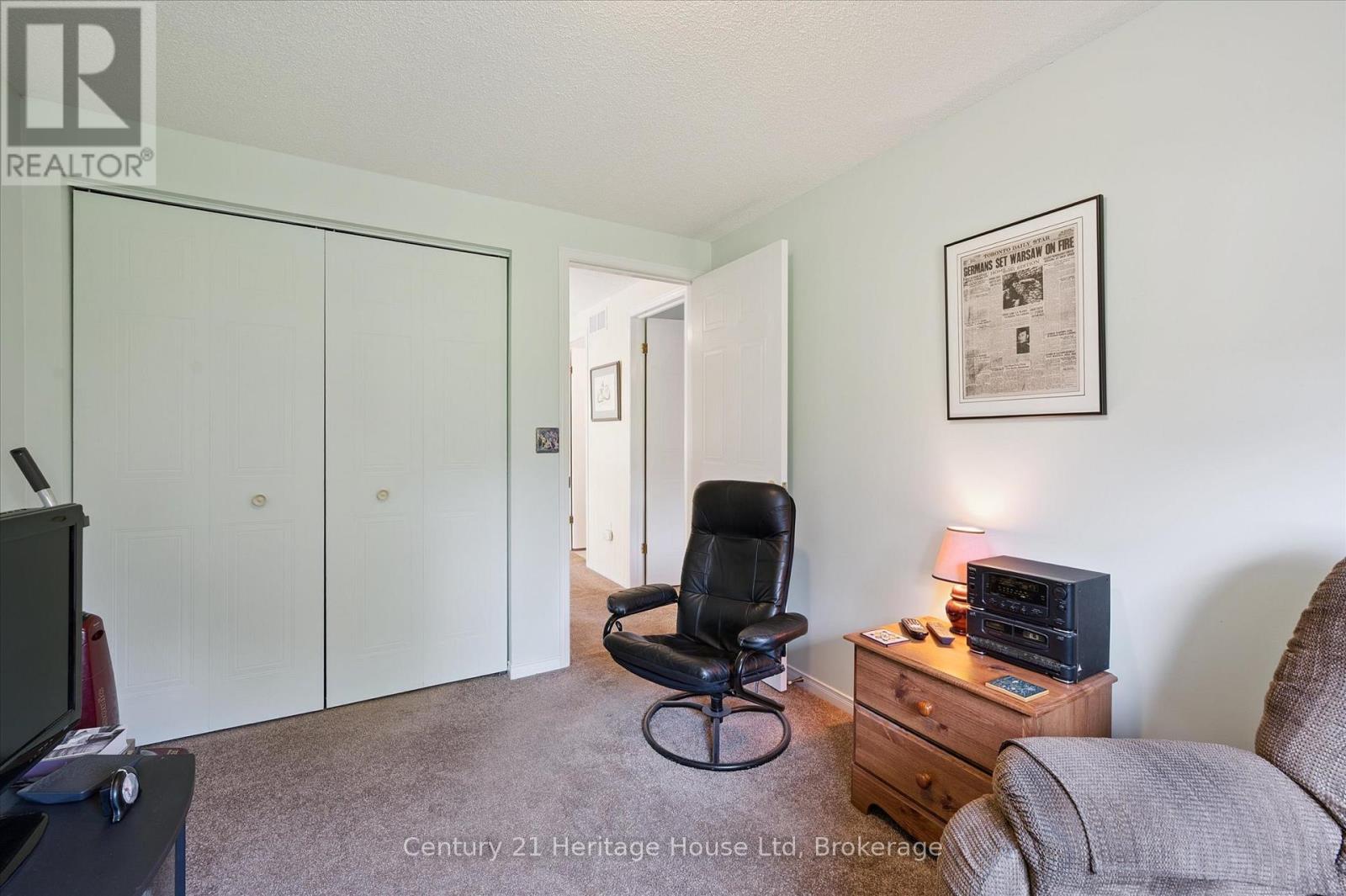 229 Silurian Drive, Guelph (Grange Road), Ontario  N1E 7B8 - Photo 23 - X13172556
