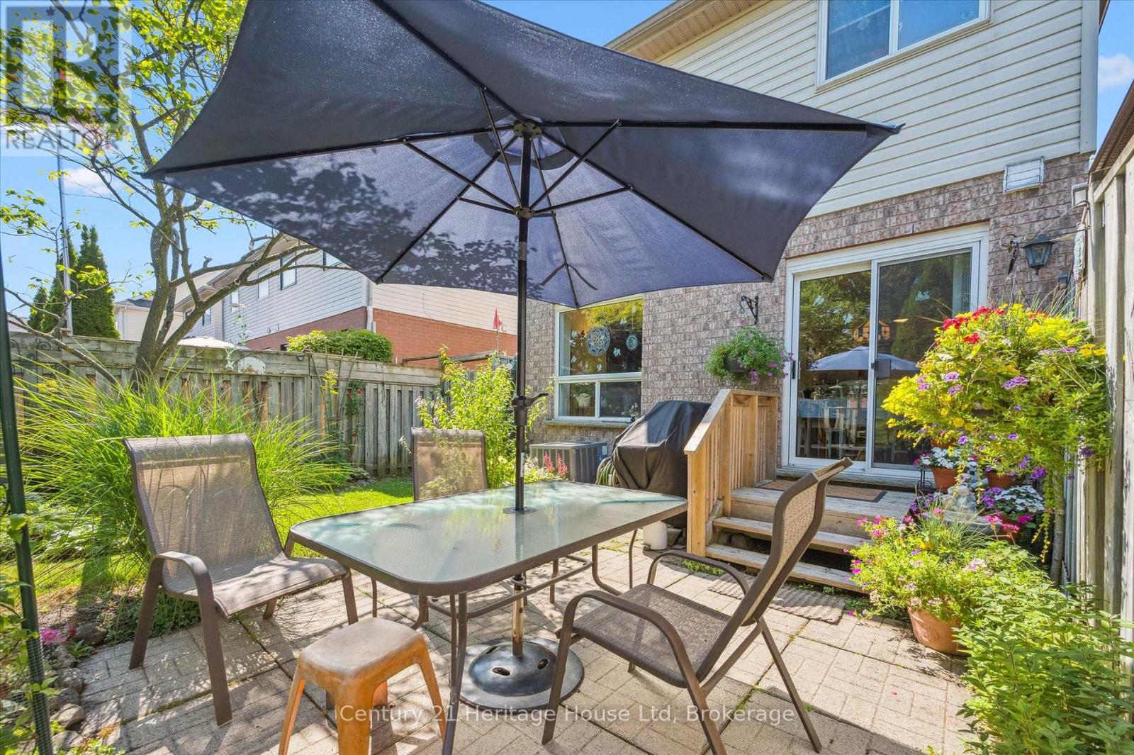 229 Silurian Drive, Guelph (Grange Road), Ontario  N1E 7B8 - Photo 32 - X13172556