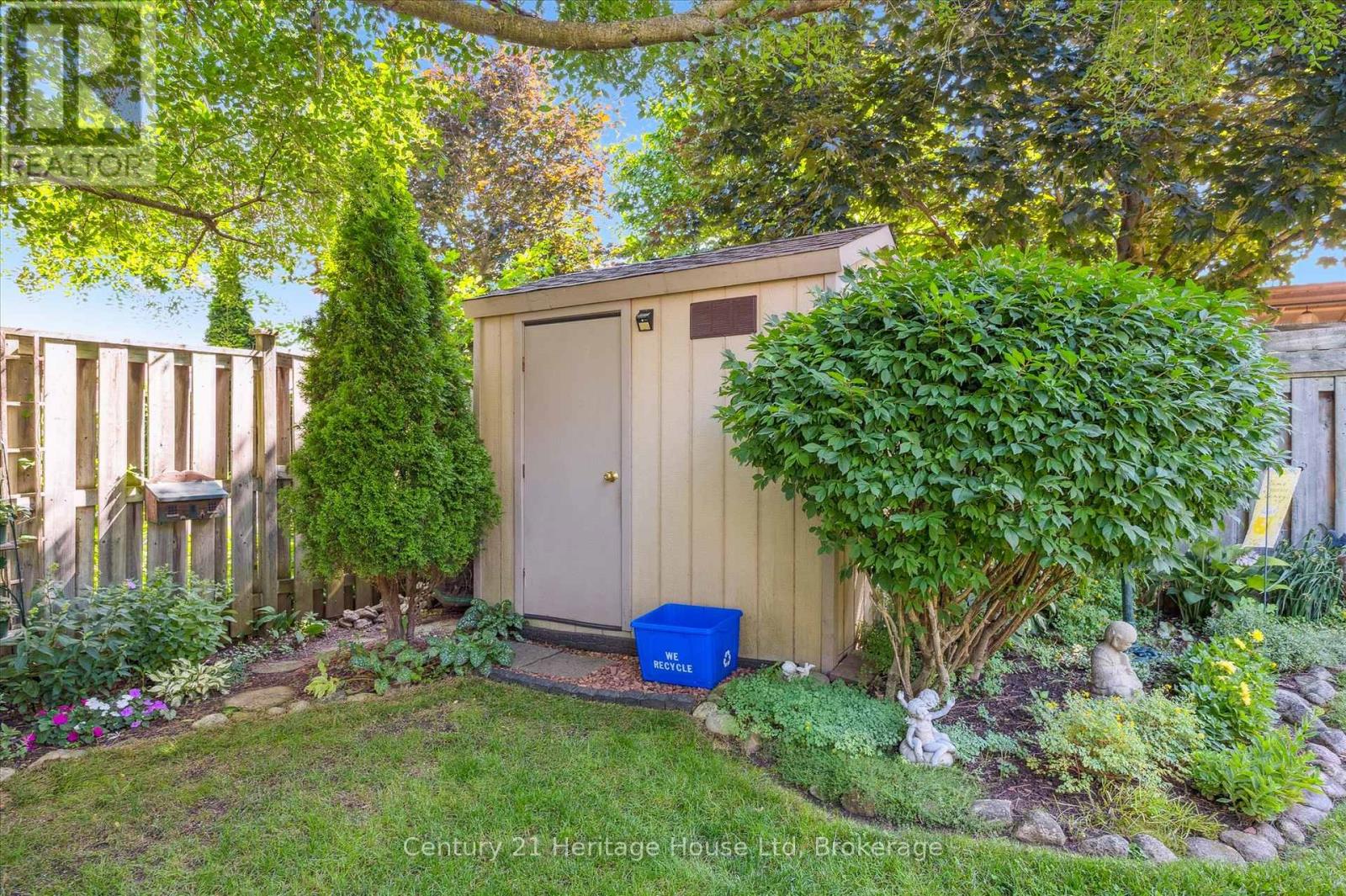 229 Silurian Drive, Guelph (Grange Road), Ontario  N1E 7B8 - Photo 37 - X13172556