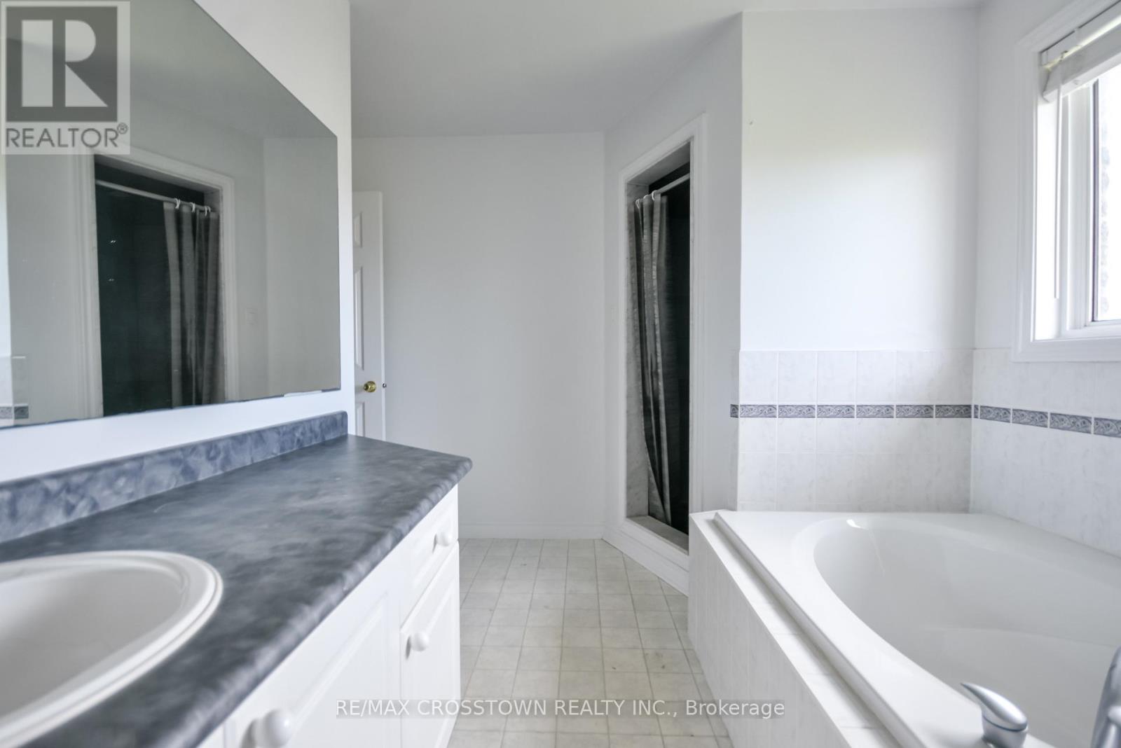116 Esther Drive, Barrie, Ontario  L4N 0V5 - Photo 21 - S13172564