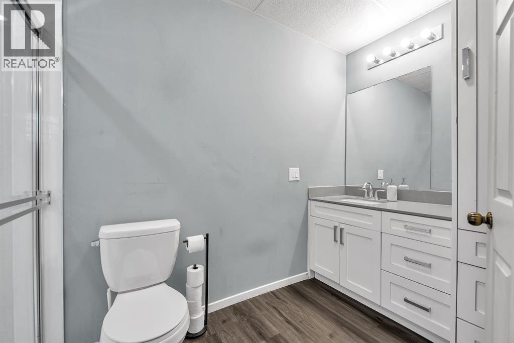 3156 Blakiston Drive NW, Calgary, Alberta  T2L 1L8 - Photo 28 - A2313668