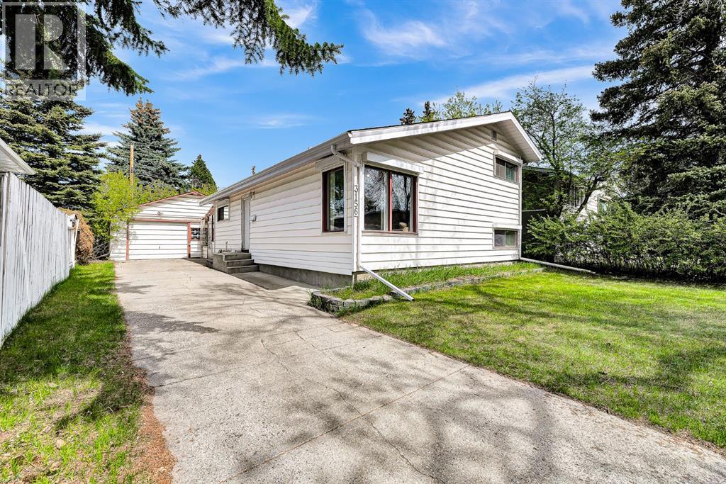 3156 Blakiston Drive NW, Calgary, Alberta