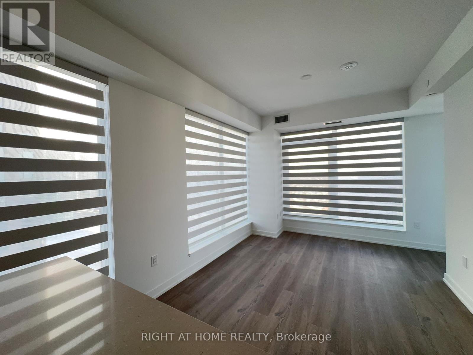 1408 - 395 Square One Drive, Mississauga, Ontario  L5B 0P6 - Photo 42 - W13172558