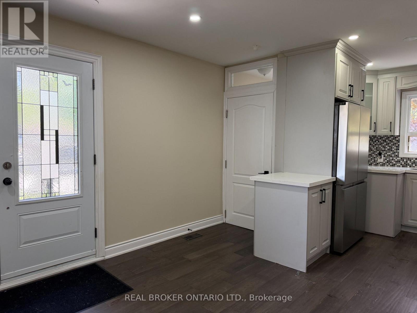 Main - 4 Keats Avenue, Halton Hills, Ontario  L7G 1T4 - Photo 7 - W13172566