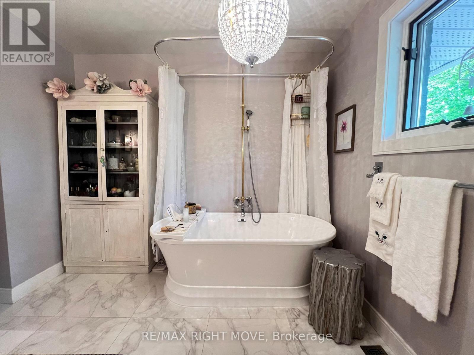 1220 Birchcliffe Crescent, Severn, Ontario  L3V 0W1 - Photo 15 - S13168180