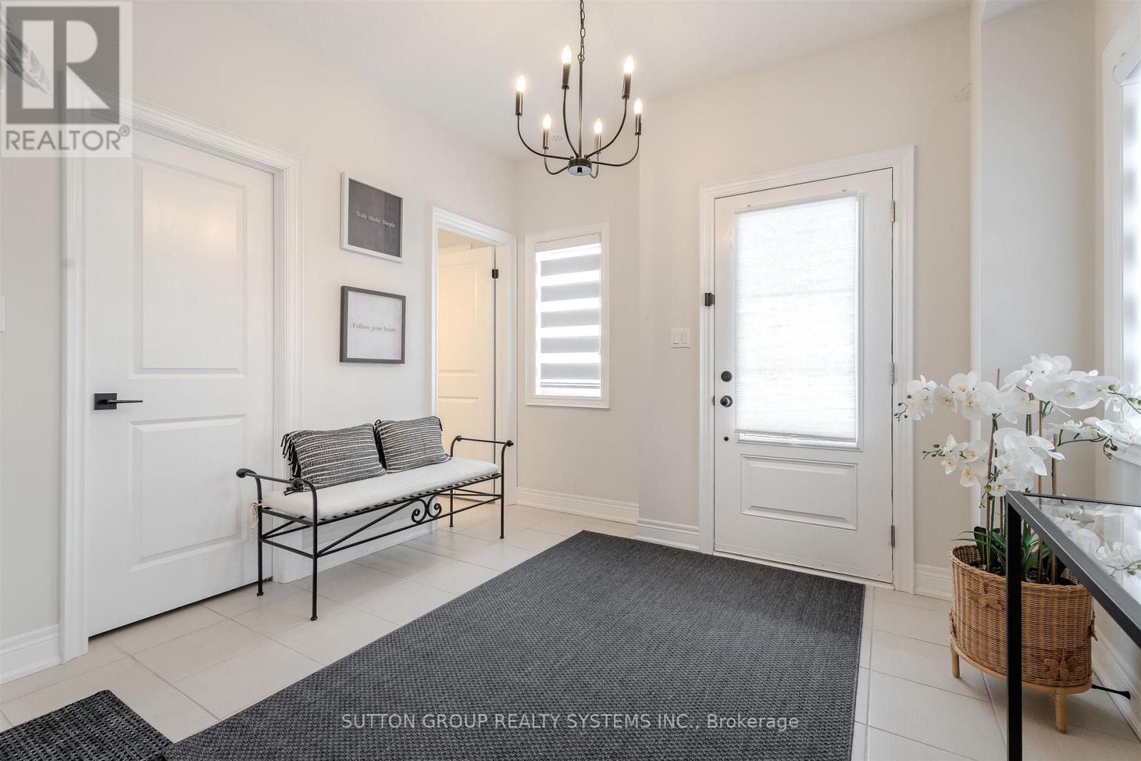 8 - 2119 Lillykin Street, Oakville, Ontario  L6H 8A5 - Photo 5 - W12901498